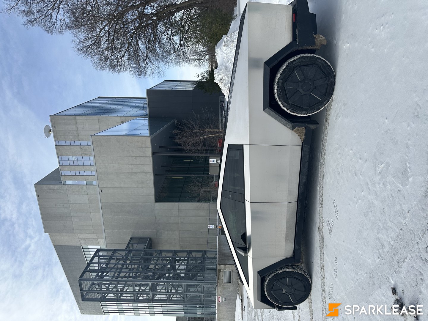 2025 Tesla Cybertruck AWD, 多伦多, 转LEASE