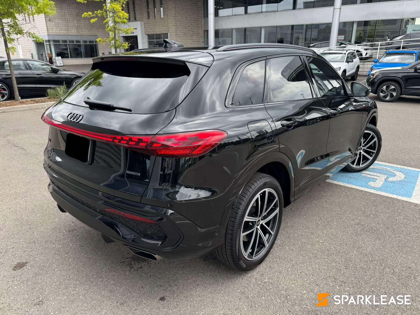 2025 Audi Q5 2.0 TFSI quattro, 多伦多, 转LEASE