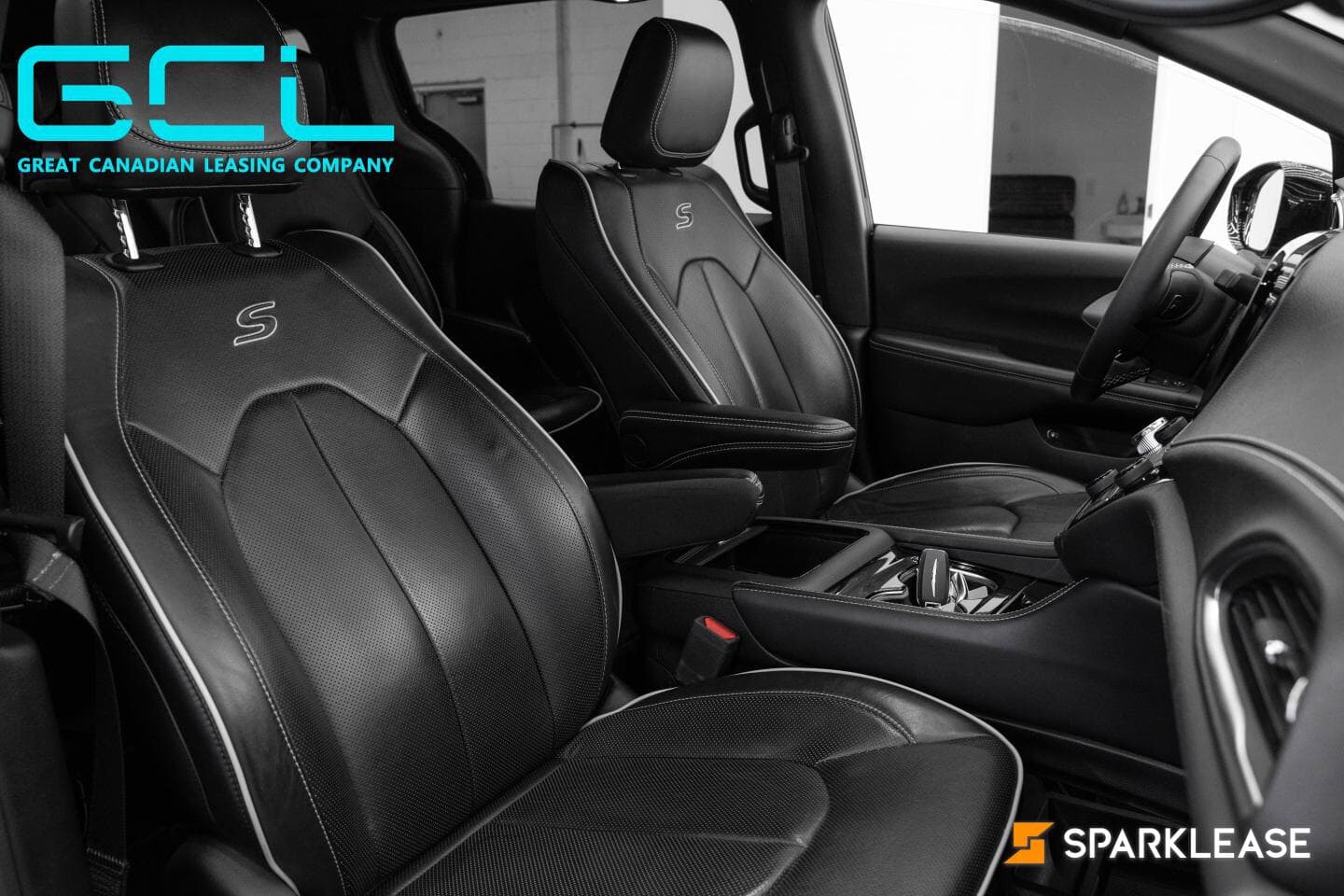 2023 Chrysler Pacifica Hybrid Limited 2WD, Toronto, Cash