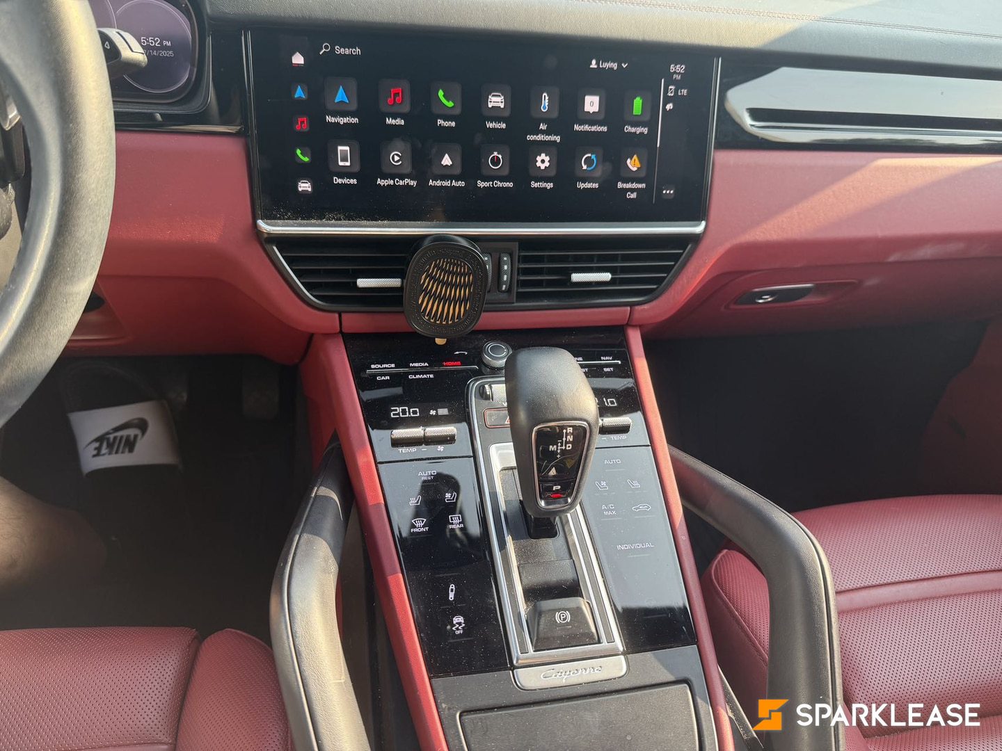 2025 Porsche Cayenne E-Hybrid AWD, Toronto, Lease Transfer