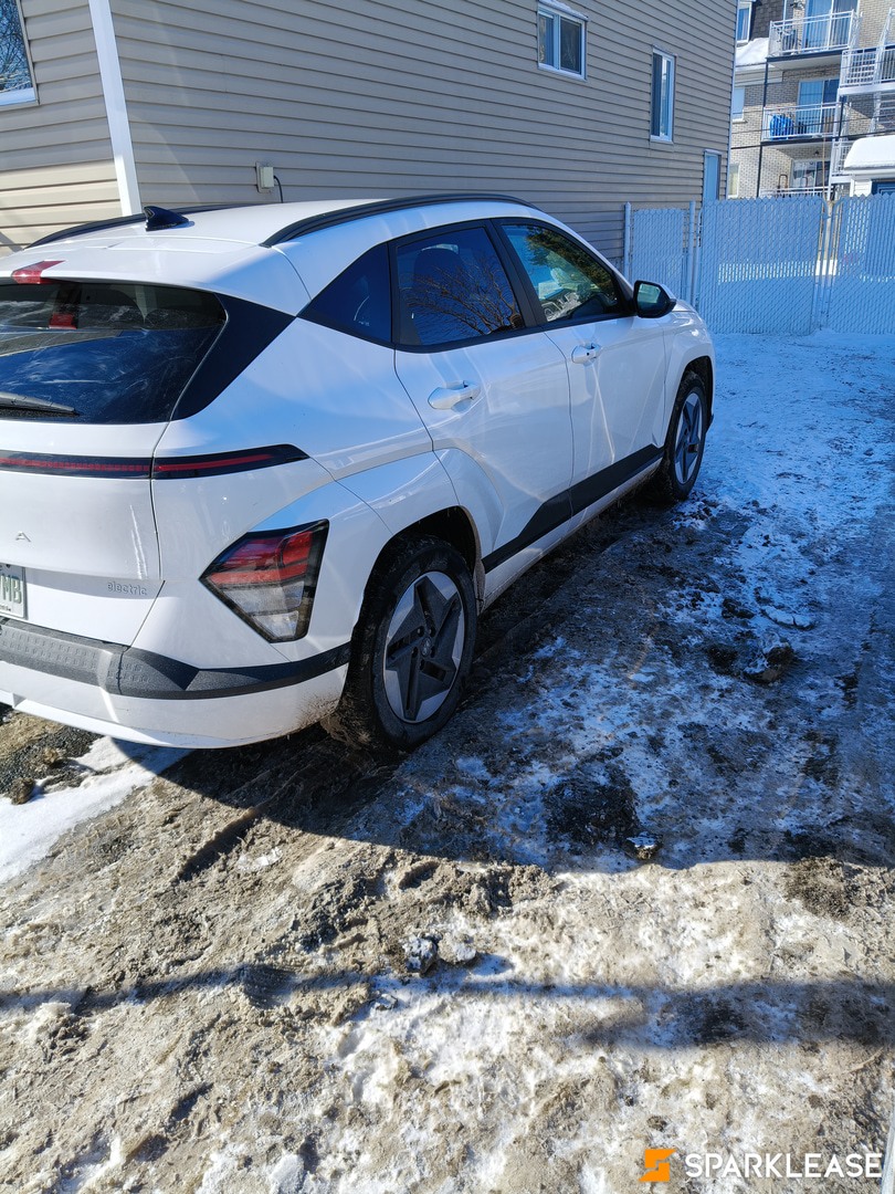 2024 Hyundai Kona Electric, 多伦多, 转LEASE