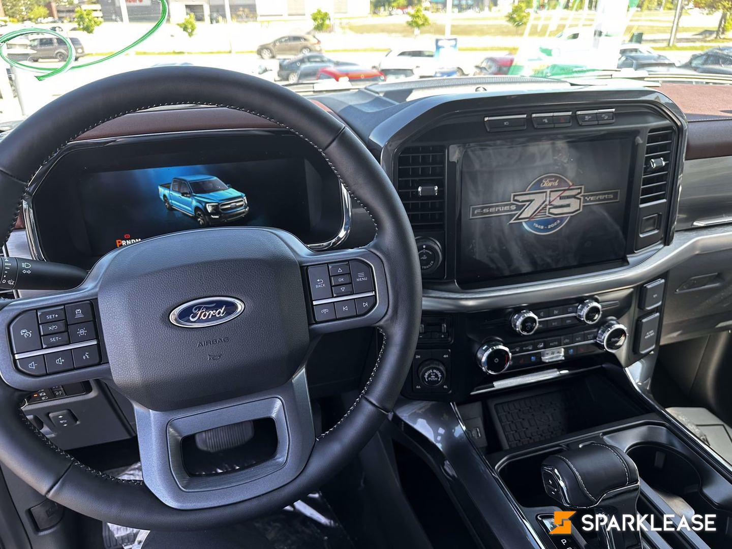 2023 Ford F-150 LARIAT 4WD SuperCrew 5.5' Box, 多伦多, 转LEASE