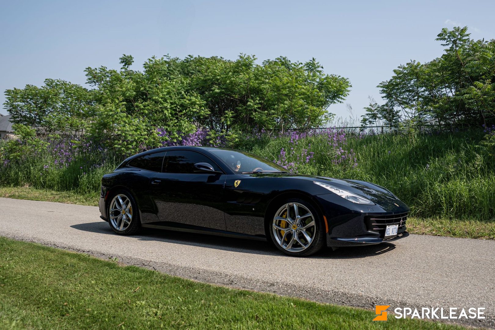 2018 Ferrari GTC4LussoT, 多伦多, 转LEASE