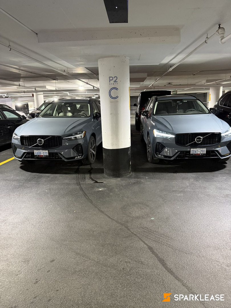 2024 Volvo XC60 B5 AWD Plus Dark Theme, Toronto, Lease Transfer