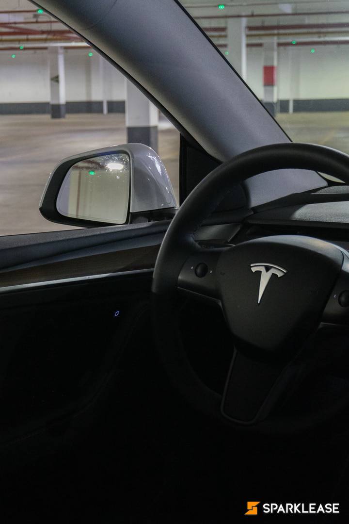 2023 Tesla Model Y Long Range AWD, Vancouver, Lease Transfer