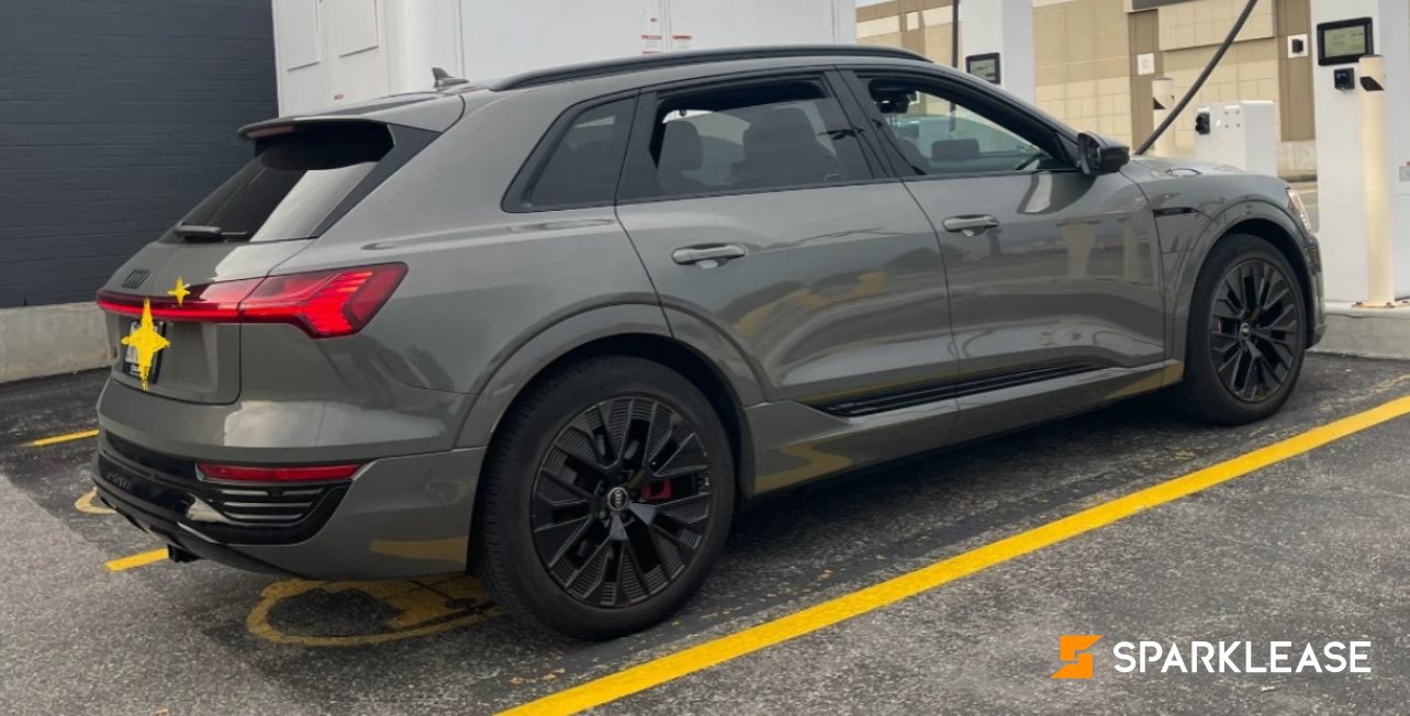 2024 Audi Q8 e-tron quattro, 多伦多, 转LEASE