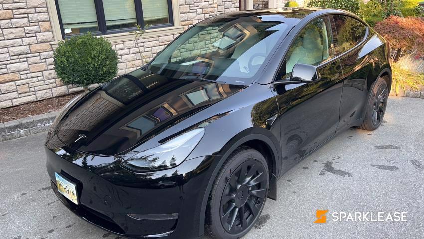 2023 Tesla Model Y Long Range, Vancouver, Lease Transfer