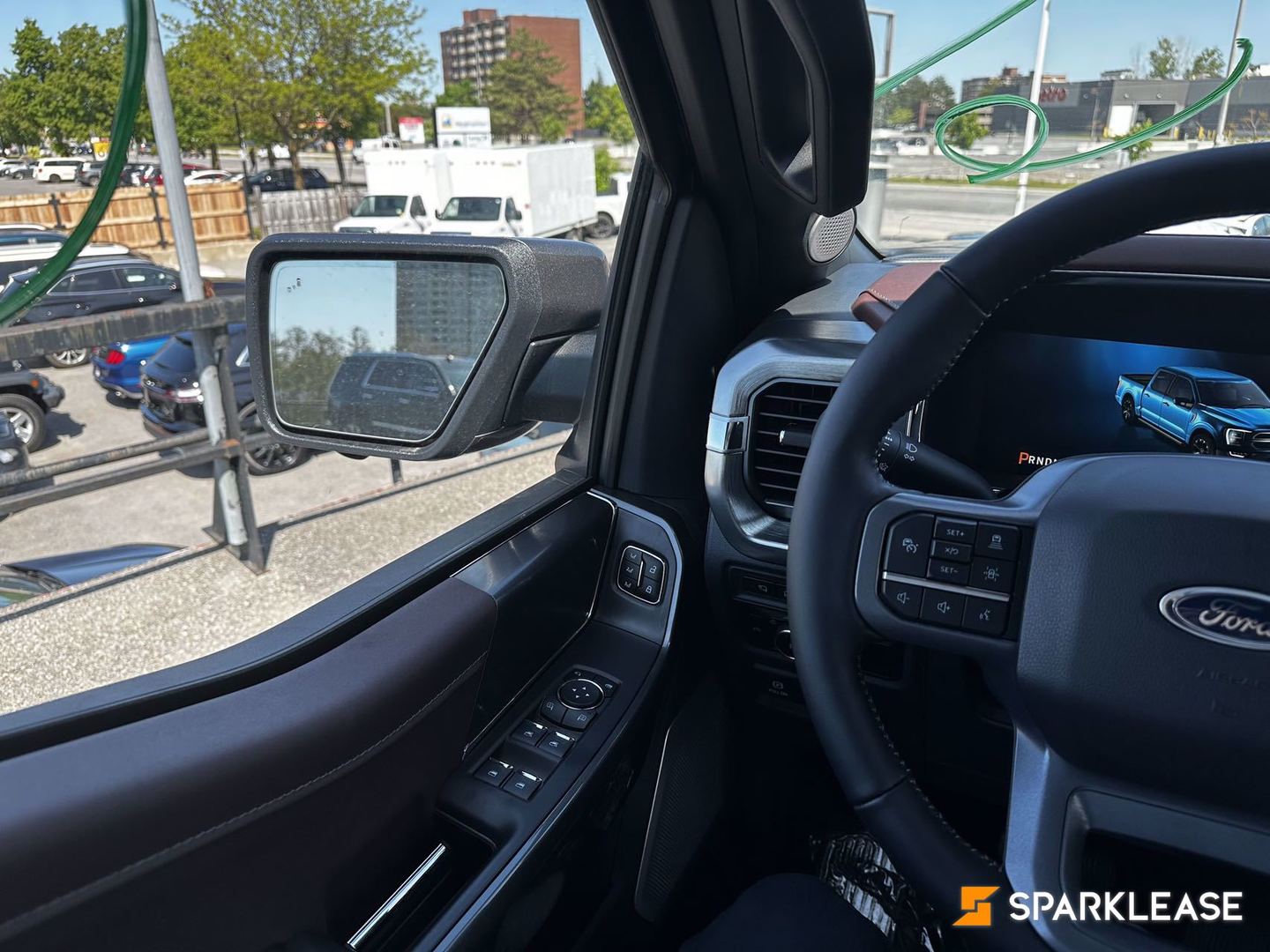 2023 Ford F-150 LARIAT 4WD SuperCrew 5.5' Box, 多伦多, 转LEASE