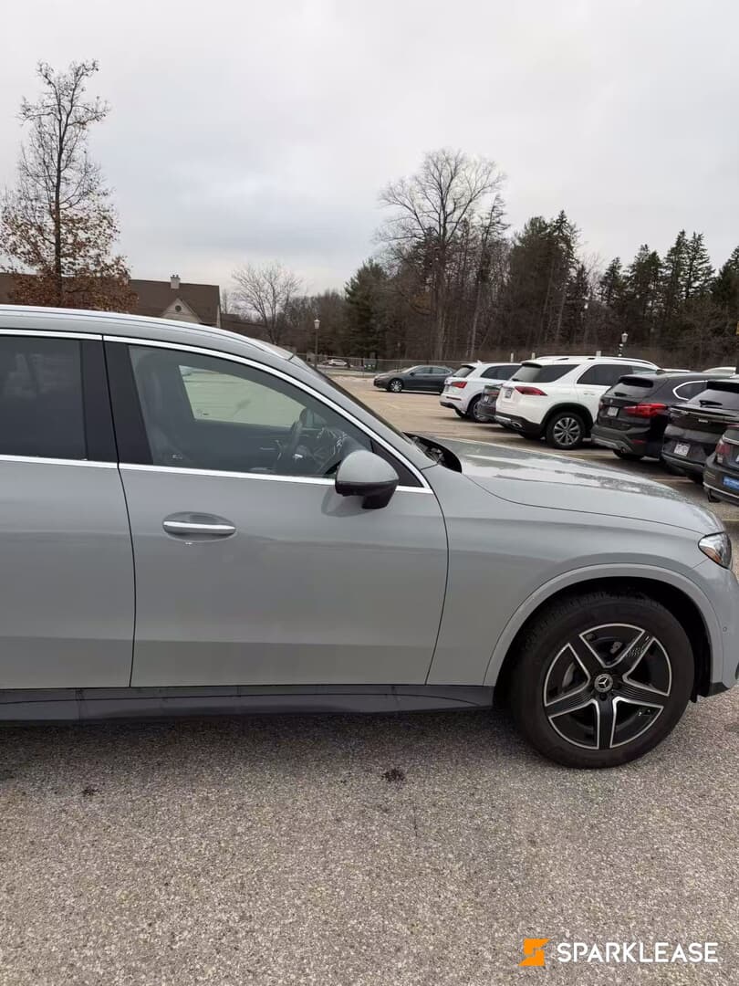 2025 Mercedes-Benz GLC GLC 300 4MATIC SUV, 多伦多, 转LEASE