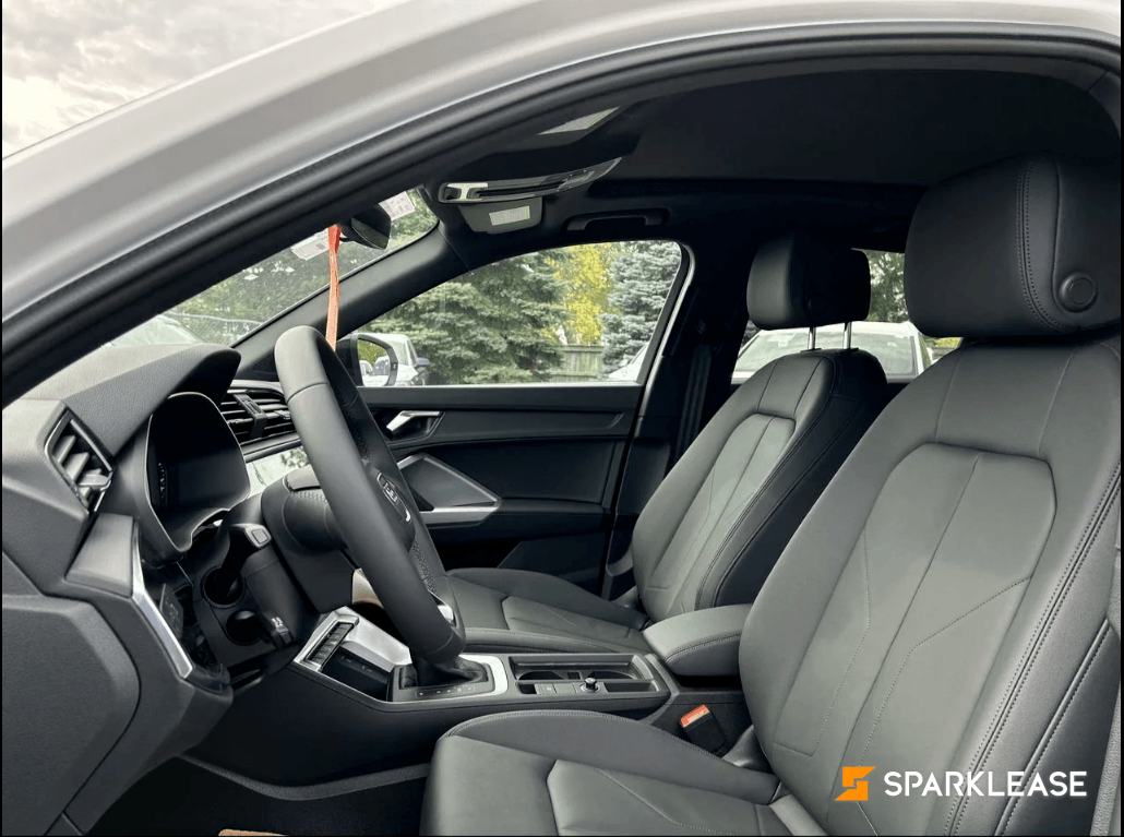 2024 Audi Q3 Komfort 45 TFSI quattro, 多伦多, 原厂Lease方案