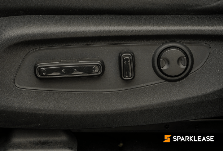 2023 Honda CR-V Hybrid Touring AWD, Toronto, Cash