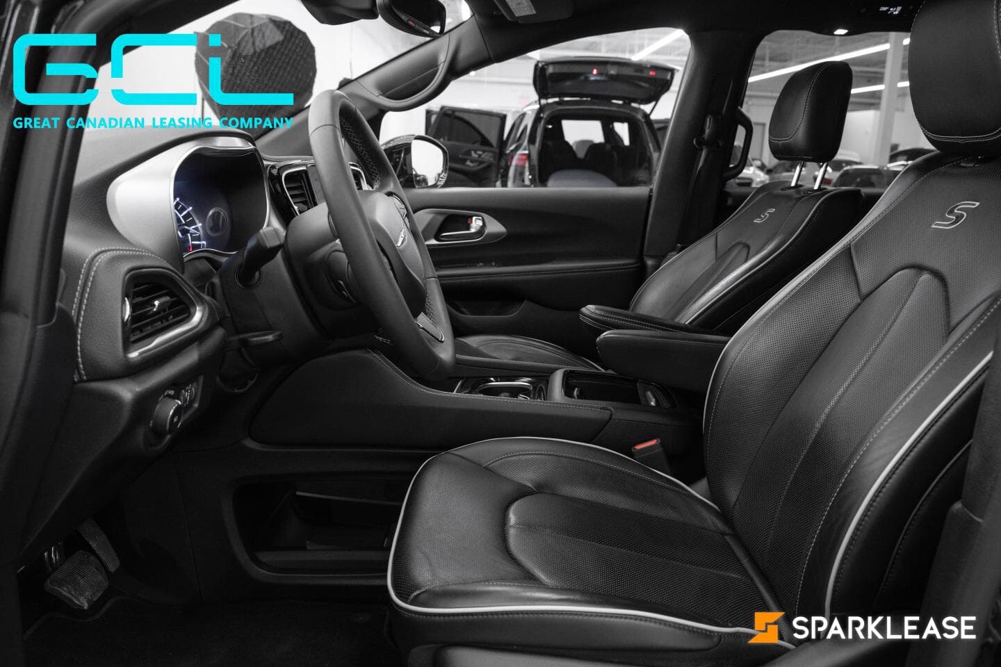 2023 Chrysler Pacifica Hybrid Limited 2WD, Toronto, Cash