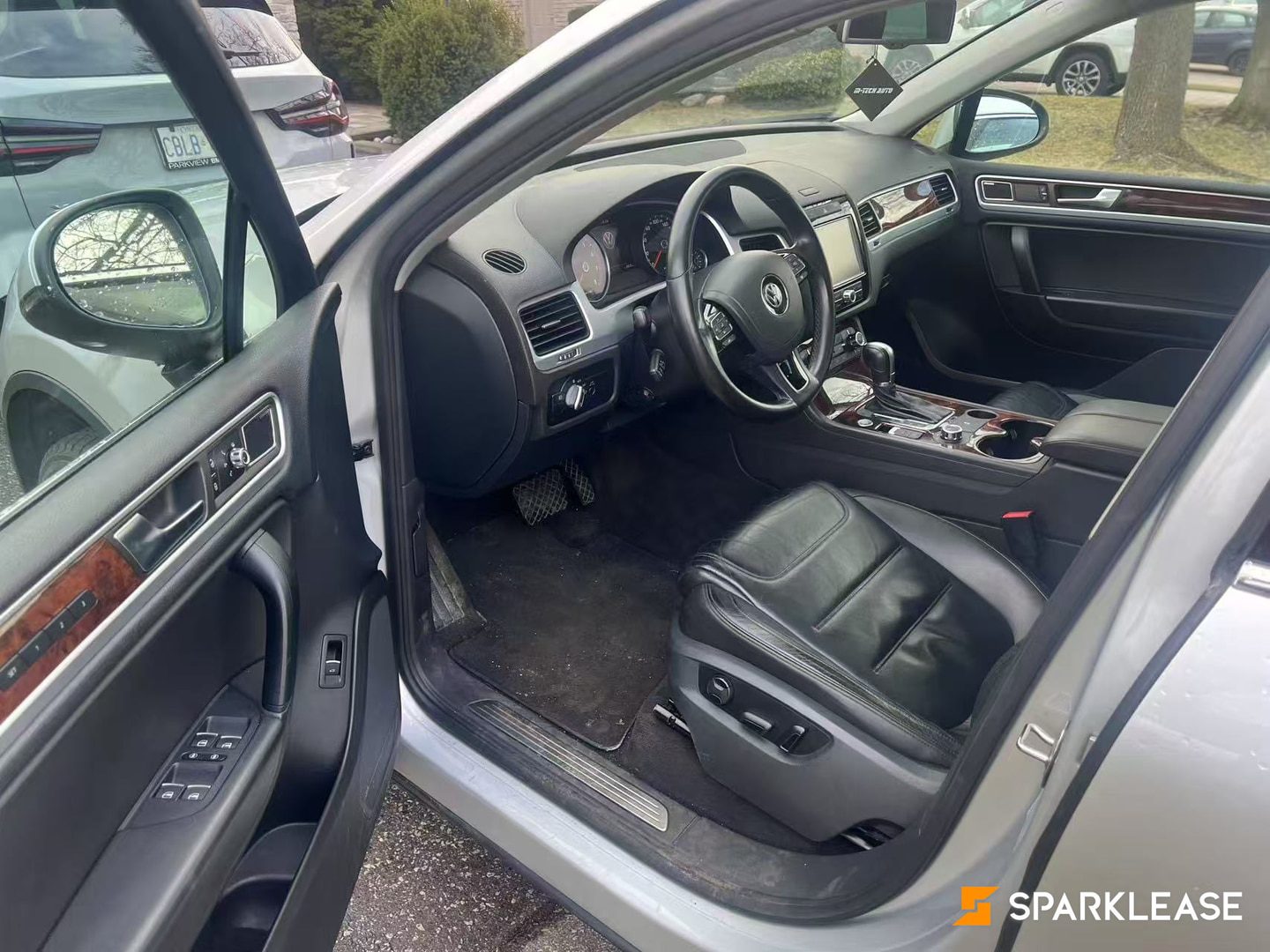 2013 Volkswagen Touareg Unspecified, Toronto, Cash