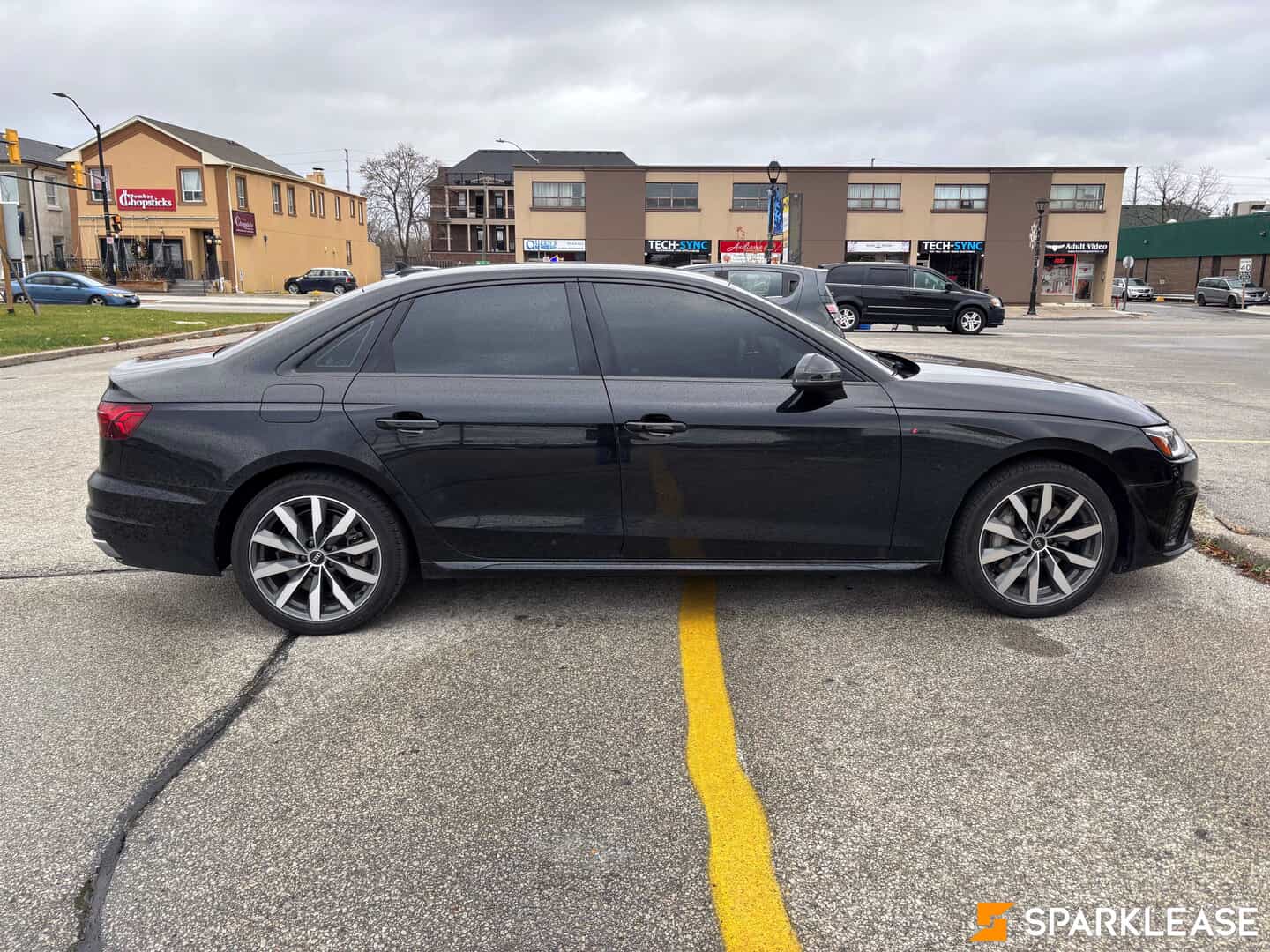 2023 Audi A4 Sedan Progressiv 45 TFSI quattro, 多伦多, 转LEASE