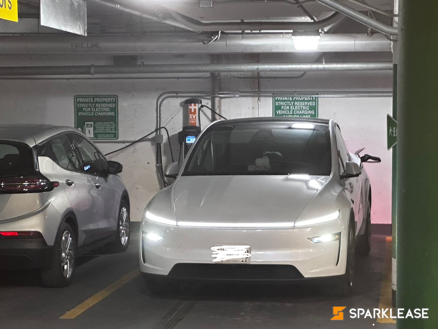 2026 Tesla Model Y Long Range AWD, 多伦多, 转LEASE