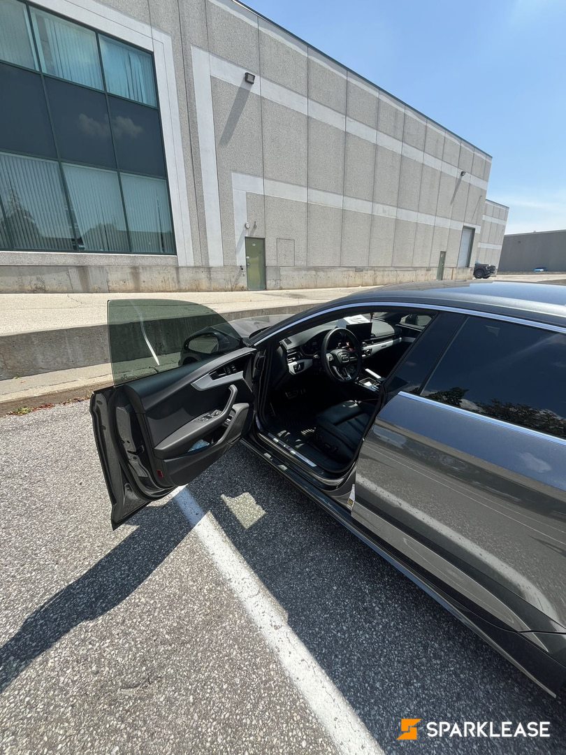 2024 Audi A5 Sportback Progressiv 45 TFSI quattro, 多伦多, 转LEASE