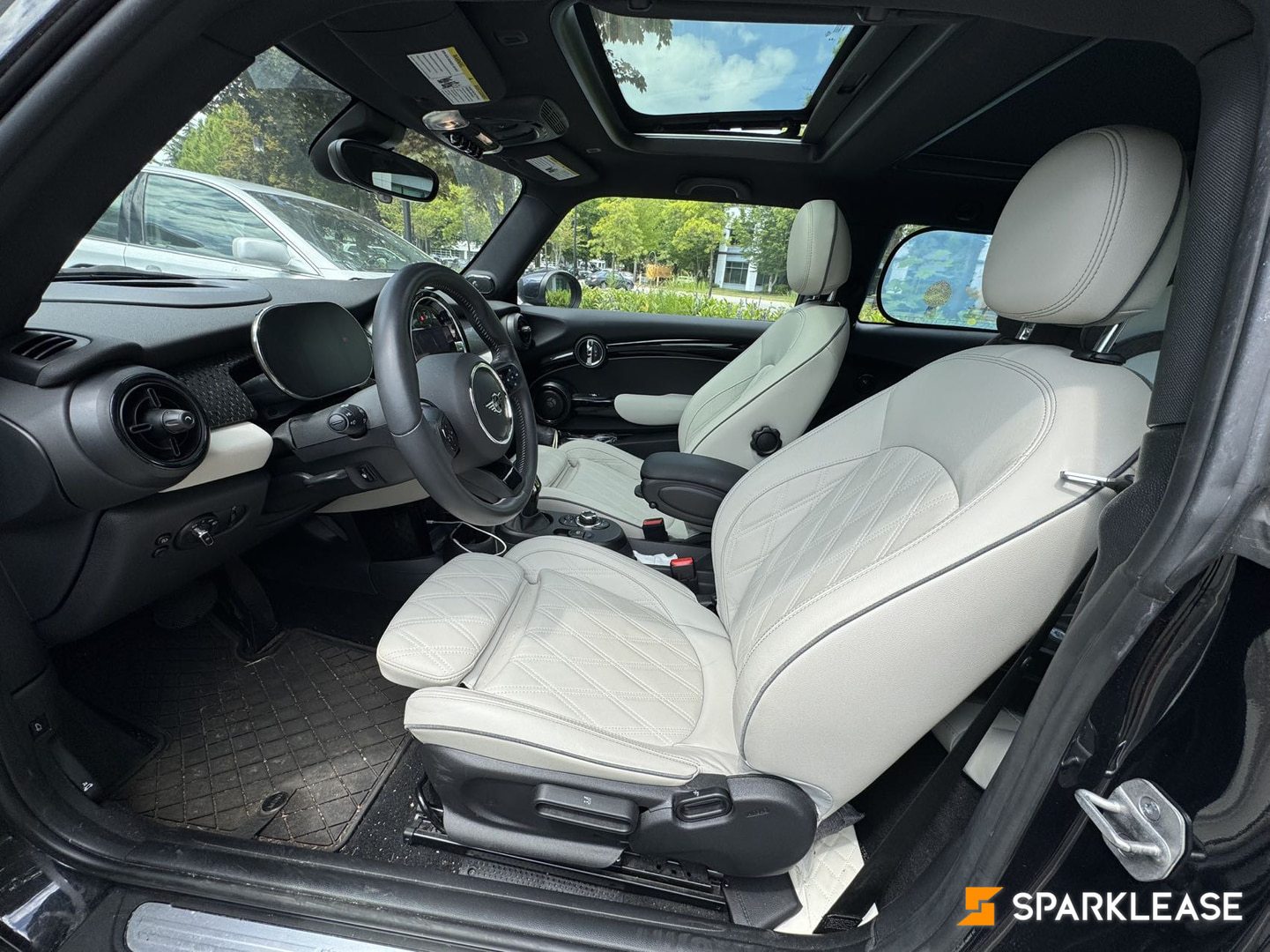 2023 MINI 3 Door Cooper SE FWD, Vancouver, Lease Transfer