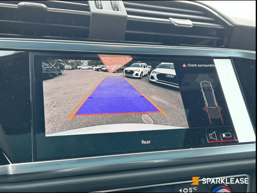 2024 Audi Q3 Komfort 45 TFSI quattro, 多伦多, 原厂Lease方案