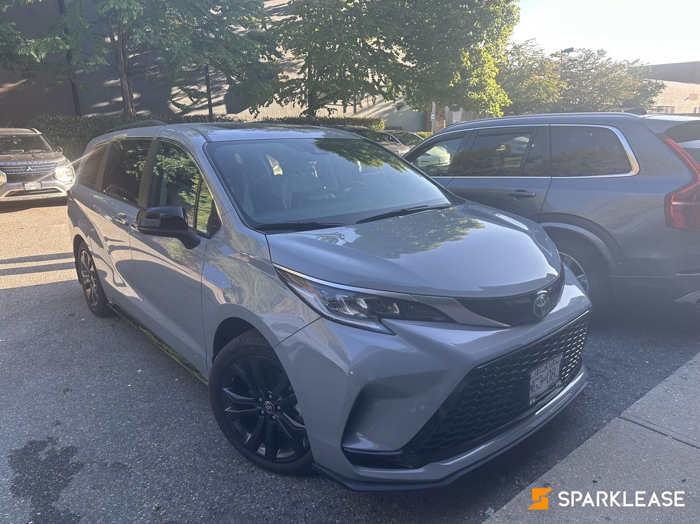 2024 Toyota Sienna XSE 7-Passenger FWD, Vancouver, Lease Transfer