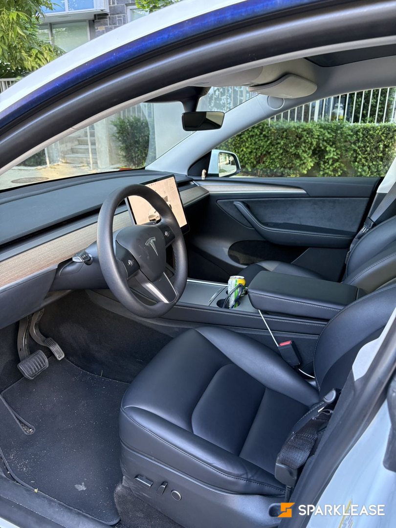 2023 Tesla Model Y Long Range AWD, Vancouver, Lease Transfer