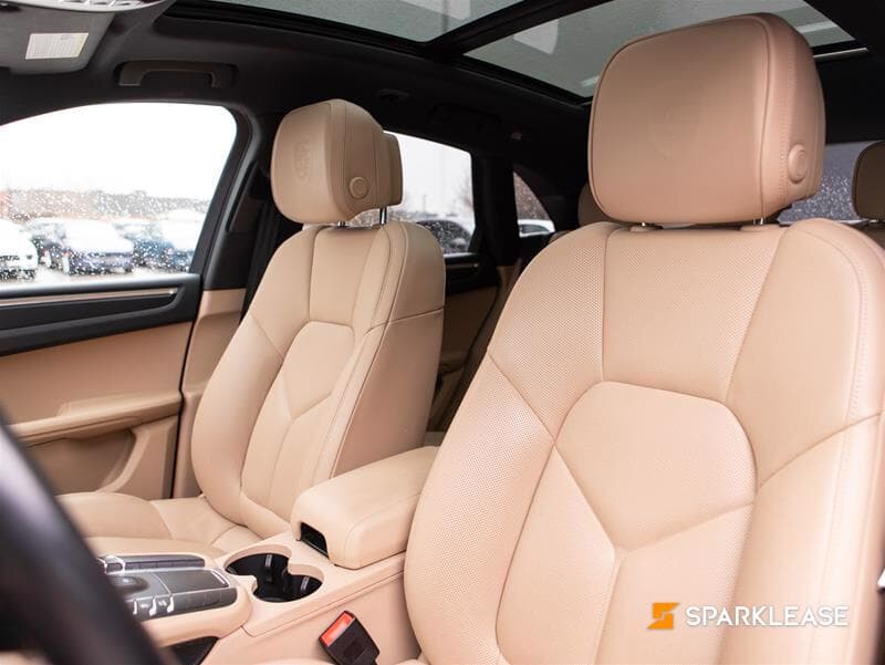 2021 Porsche Macan AWD, Toronto, Finance Quote Provided