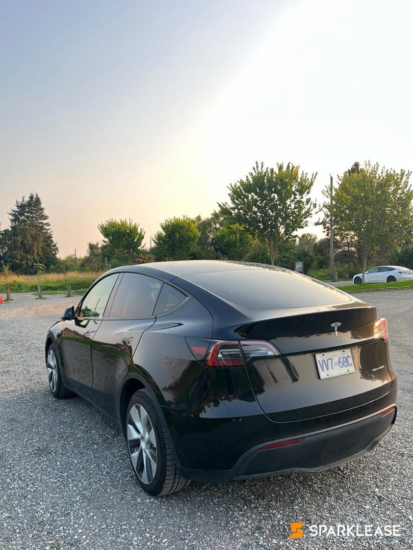 2023 Tesla Model Y Long Range AWD, 温哥华, 转LEASE