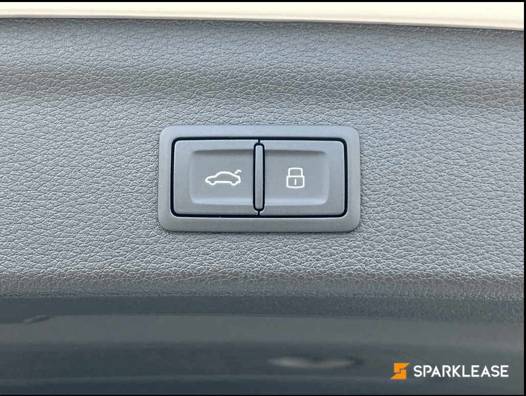 2024 Audi Q3 Komfort 45 TFSI quattro, 多伦多, 原厂Lease方案