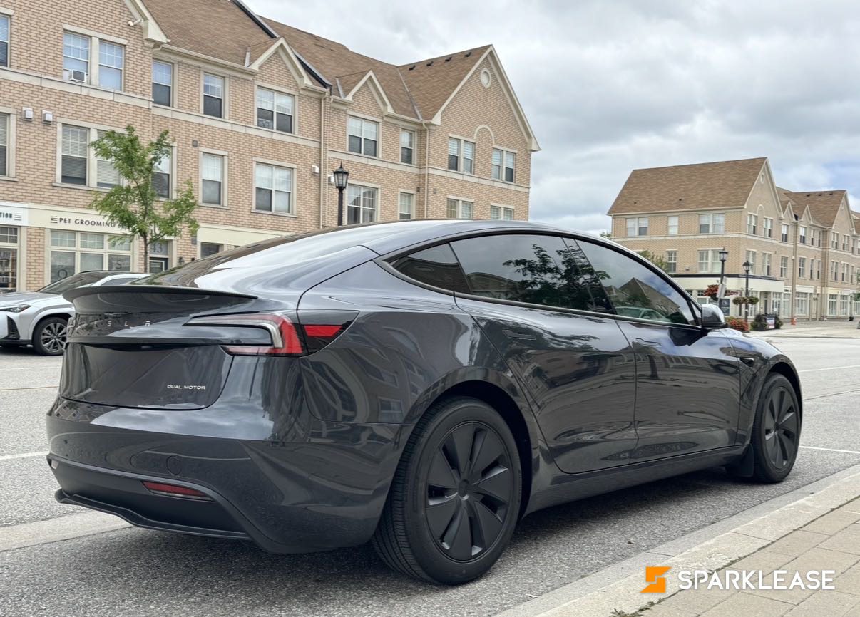 2025 Tesla Model 3 Long Range AWD, 多伦多, 转LEASE