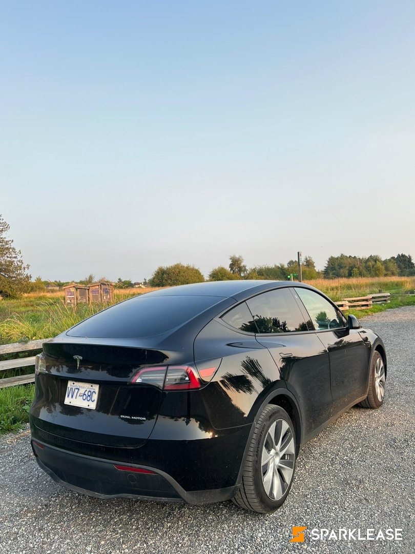 2023 Tesla Model Y Long Range AWD, 温哥华, 转LEASE