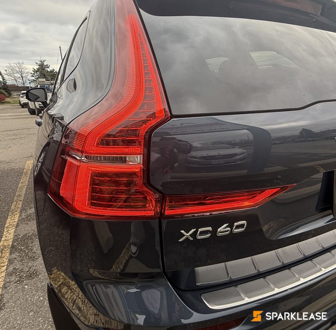 2024 Volvo XC60 B5 AWD Plus Dark Theme, Toronto, Lease Transfer