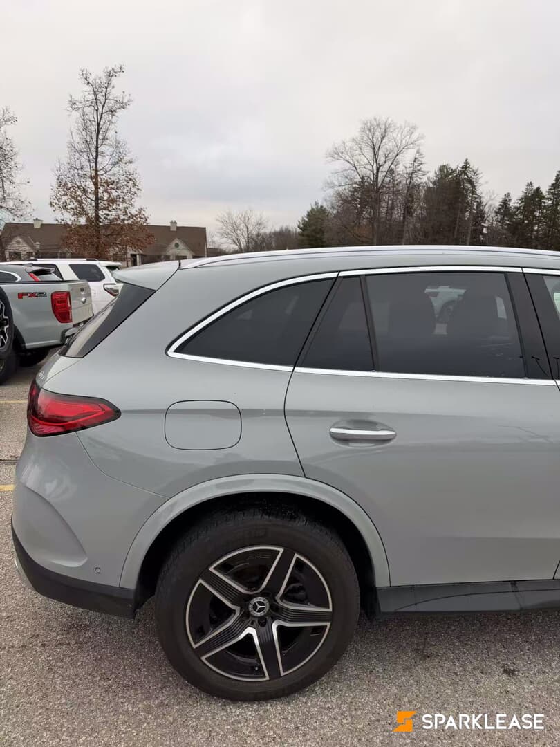 2025 Mercedes-Benz GLC GLC 300 4MATIC SUV, 多伦多, 转LEASE