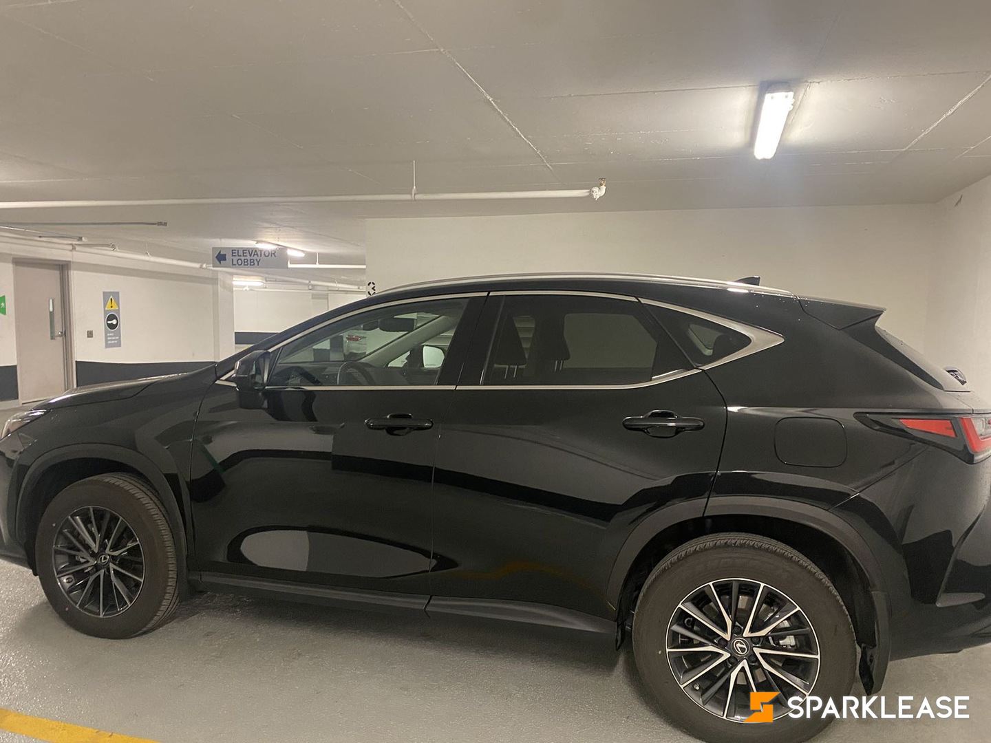 2023 Lexus NX NX 250 AWD, 多伦多, 转LEASE