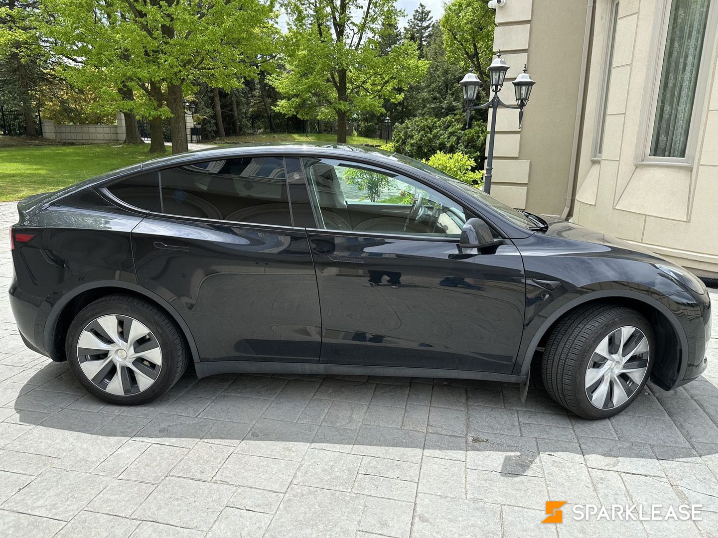 2024 Tesla Model Y Long Range AWD, Toronto, Lease Transfer