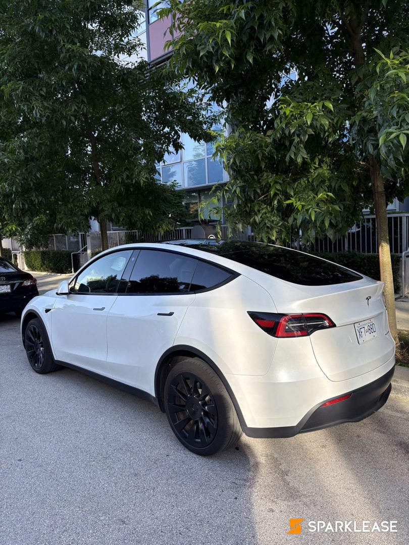 2023 Tesla Model Y Long Range AWD, Vancouver, Lease Transfer