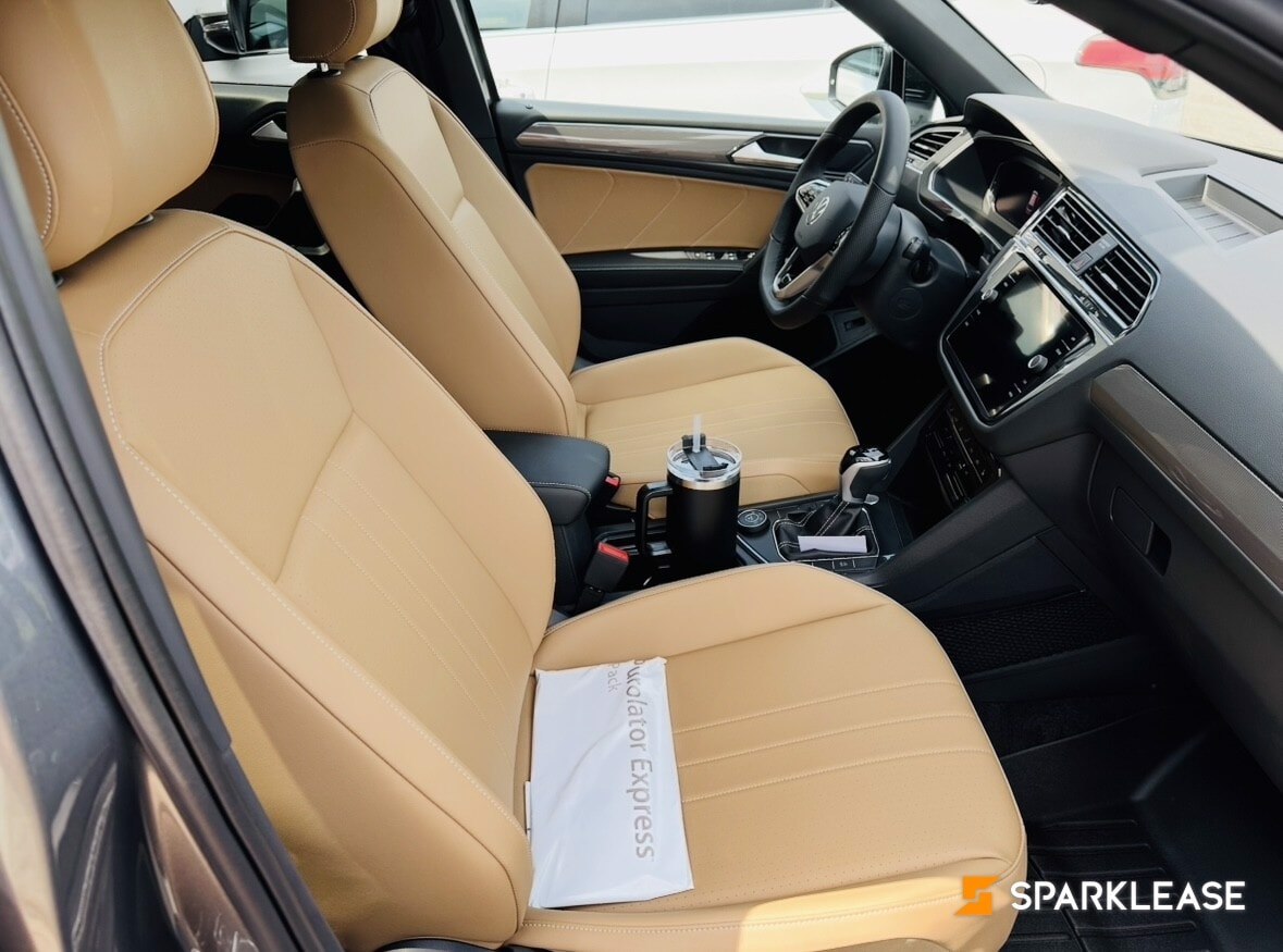 2024 Volkswagen Tiguan Comfortline R-Lin..., 多伦多, 转LEASE