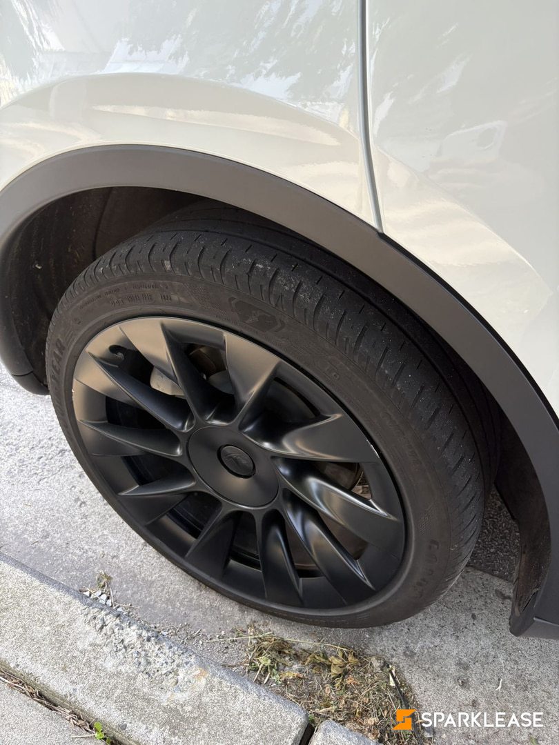 2023 Tesla Model Y Long Range AWD, Vancouver, Lease Transfer