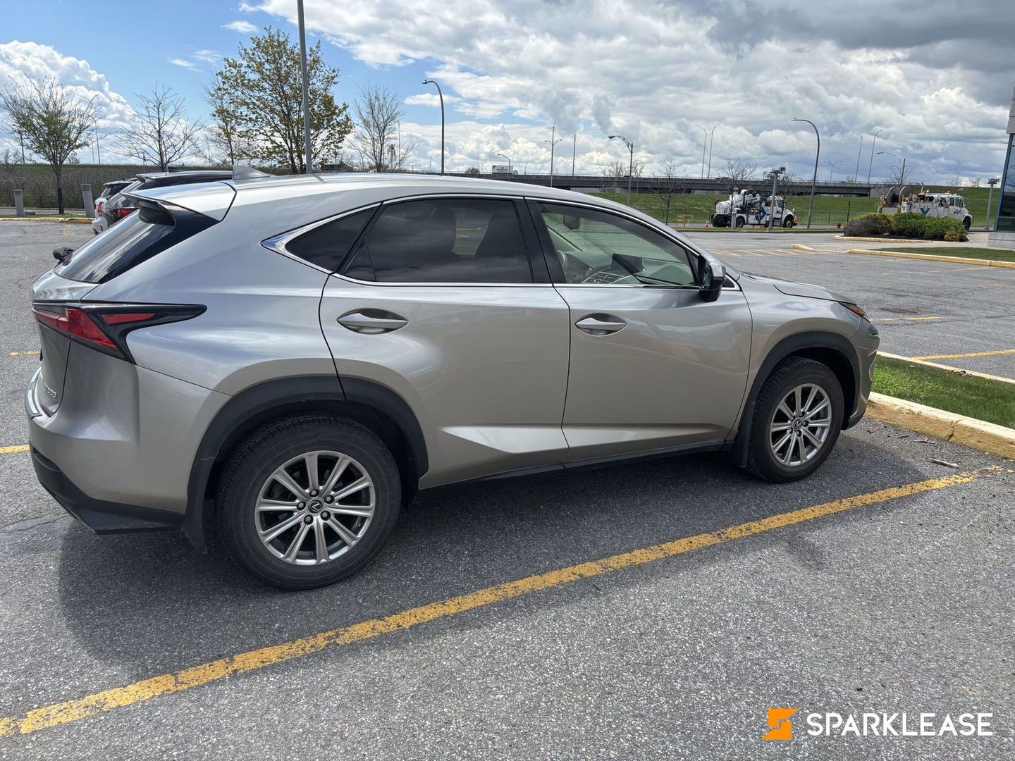 2020 雷克萨斯 NX系列 NX 300 全轮驱动, Toronto, Cash