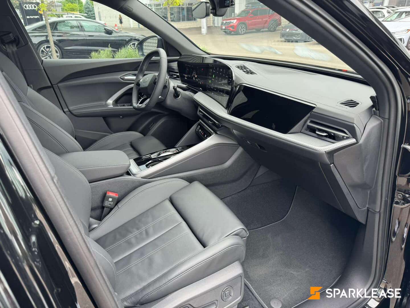 2025 Audi Q5 2.0 TFSI quattro, 多伦多, 转LEASE