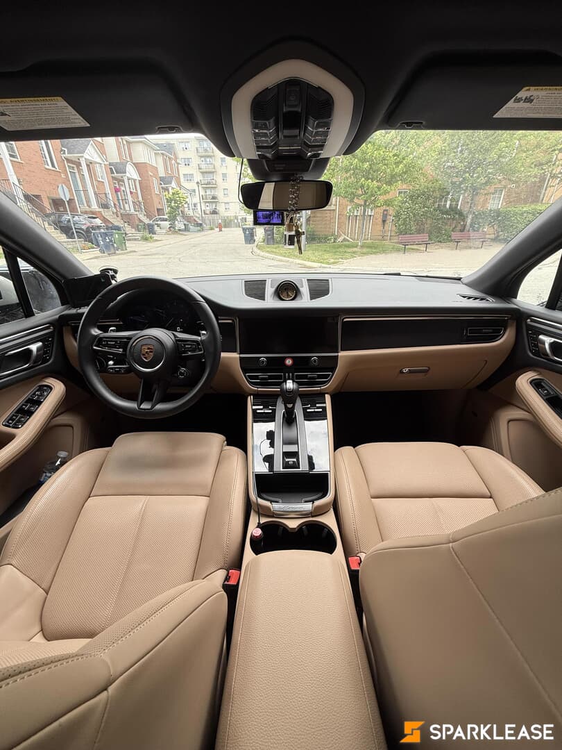 2024 Porsche Macan, Toronto, Lease Transfer