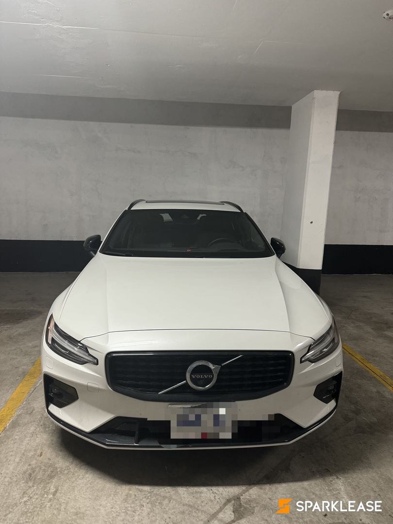 2022 Volvo V60 T6 AWD R-Design, Toronto, Lease Transfer