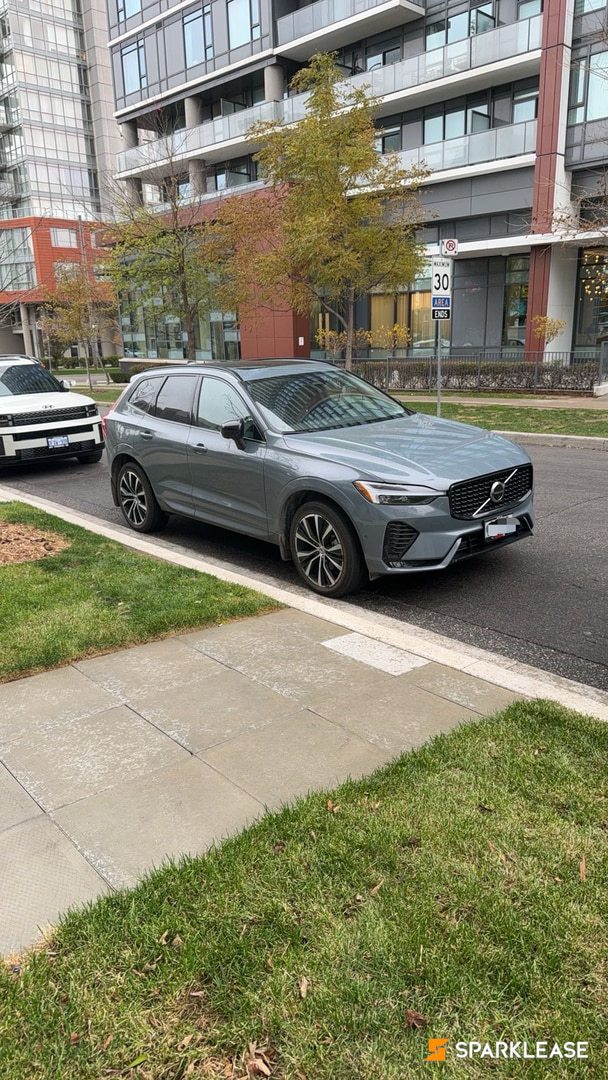 2024 Volvo XC60 B5 AWD Plus Dark Theme, Toronto, Lease Transfer