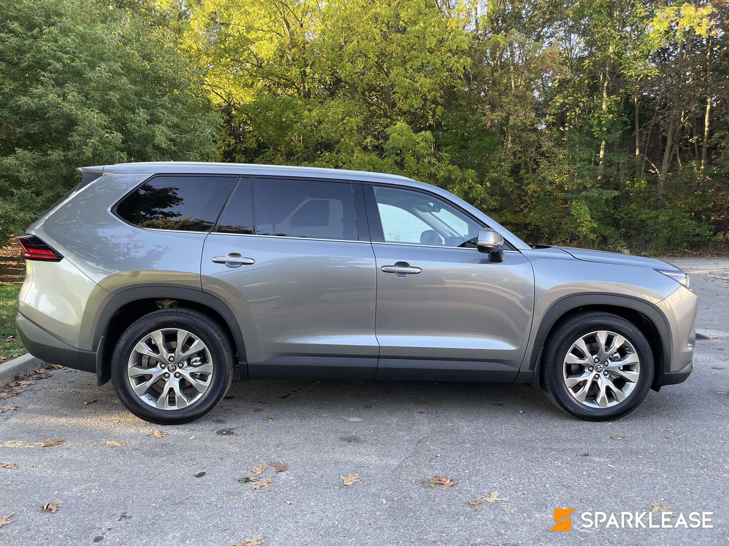 2025 Toyota Grand Highlander Hybrid Limited AWD, Toronto, Lease Transfer