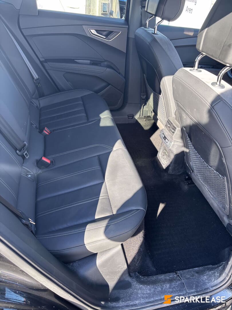 2024 Audi Q4 e-tron 55 quattro, 多伦多, 转LEASE