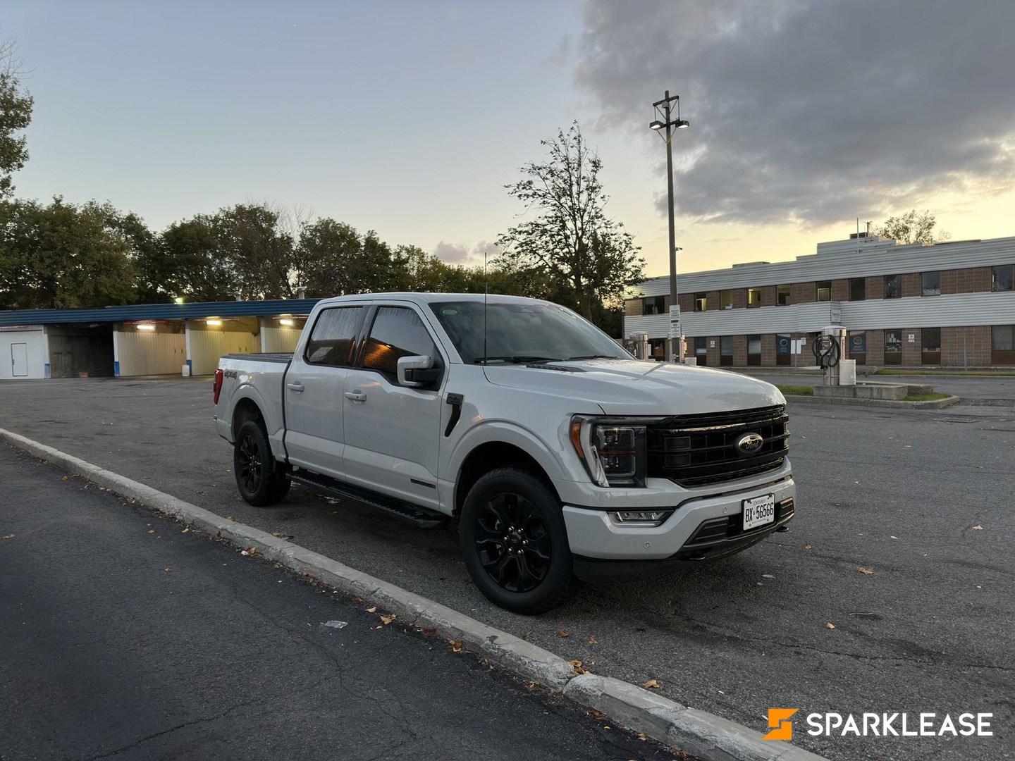 2023 Ford F-150 LARIAT 4WD SuperCrew 5.5' Box, Toronto, Lease Transfer